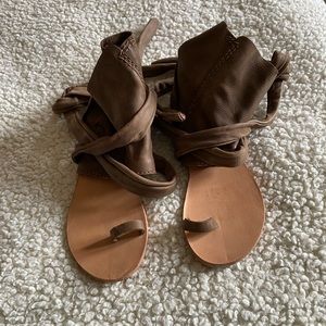 Free people sandals